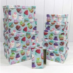 Коробка «Прямоугольная» 18,8*12,7*7,5см Пирожные на голубом фоне